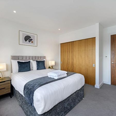 Host & Stay - Waterfront View Ливърпул Екстериор снимка